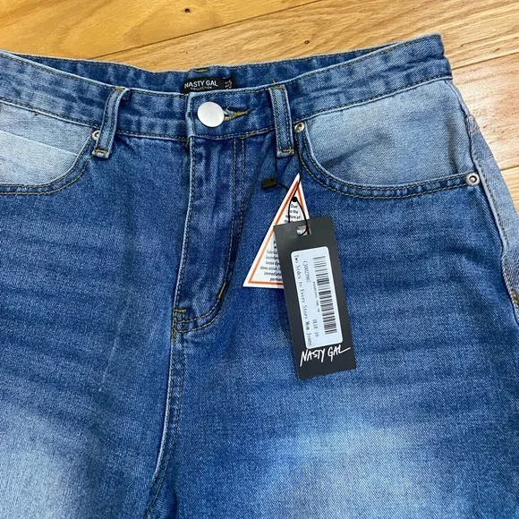 Nasty Gal Two Sides to Every Story Mom Jeans - Picture 4 of 8